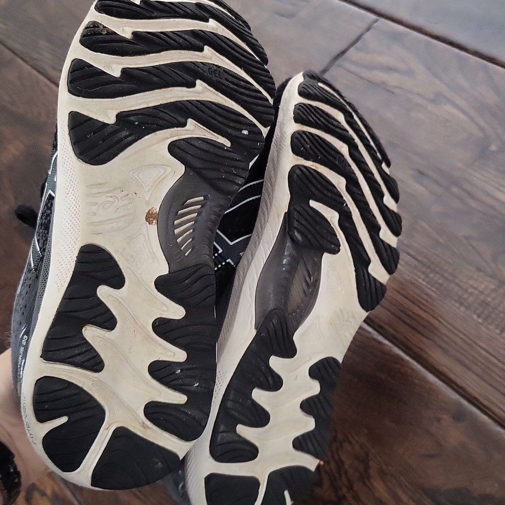Women's ASICS 36 - Picture 5 of 5